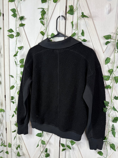 Lululemon Pullover *size 6