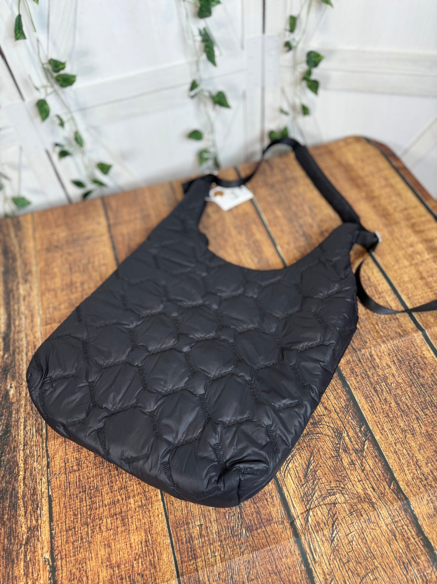 Quilty Pleasures Shoulder Bag 14L