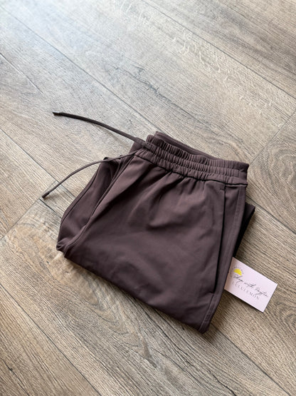 Tapered leg MR pant *Size S