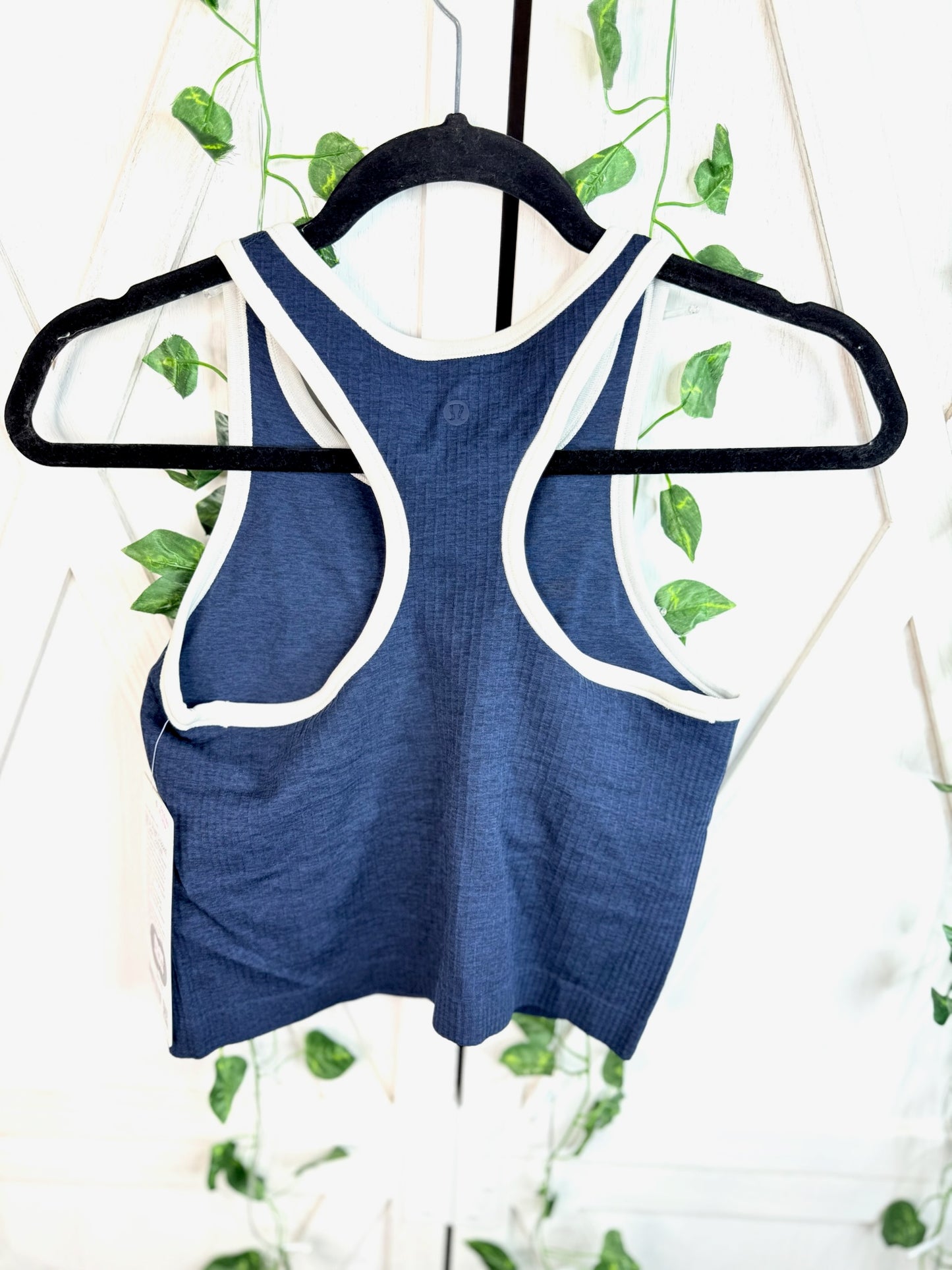 Ebb To Street Cropped RB Tank* Contrast *Size 4•6