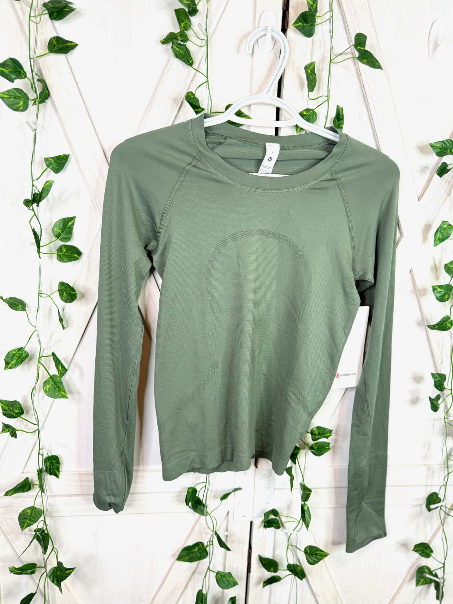 Swiftly Tech Long Sleeve 2.0 *Race *Size 4