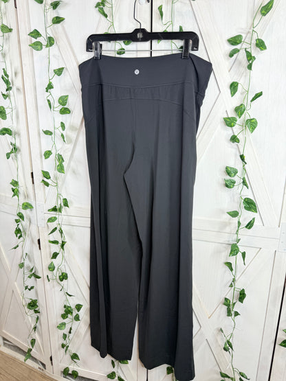 Groove Wide-Leg High-Rise Pant *Regular * Size 14