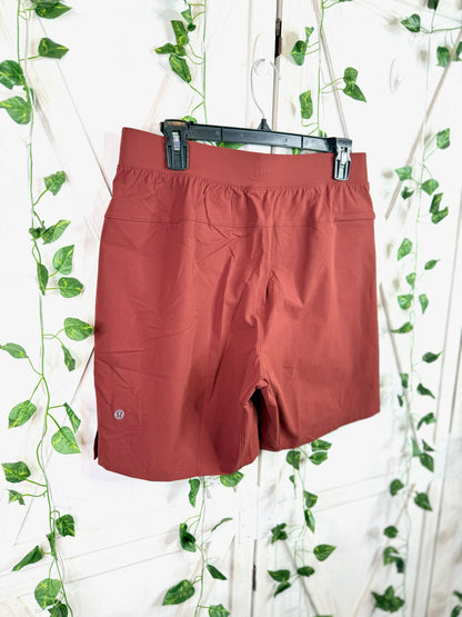 Zeroed In short 7” *LL *Size M