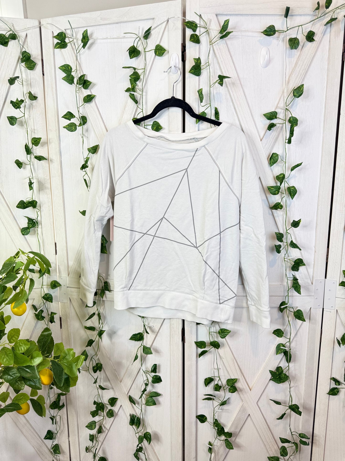 Lululemon long sleeve *Size 8