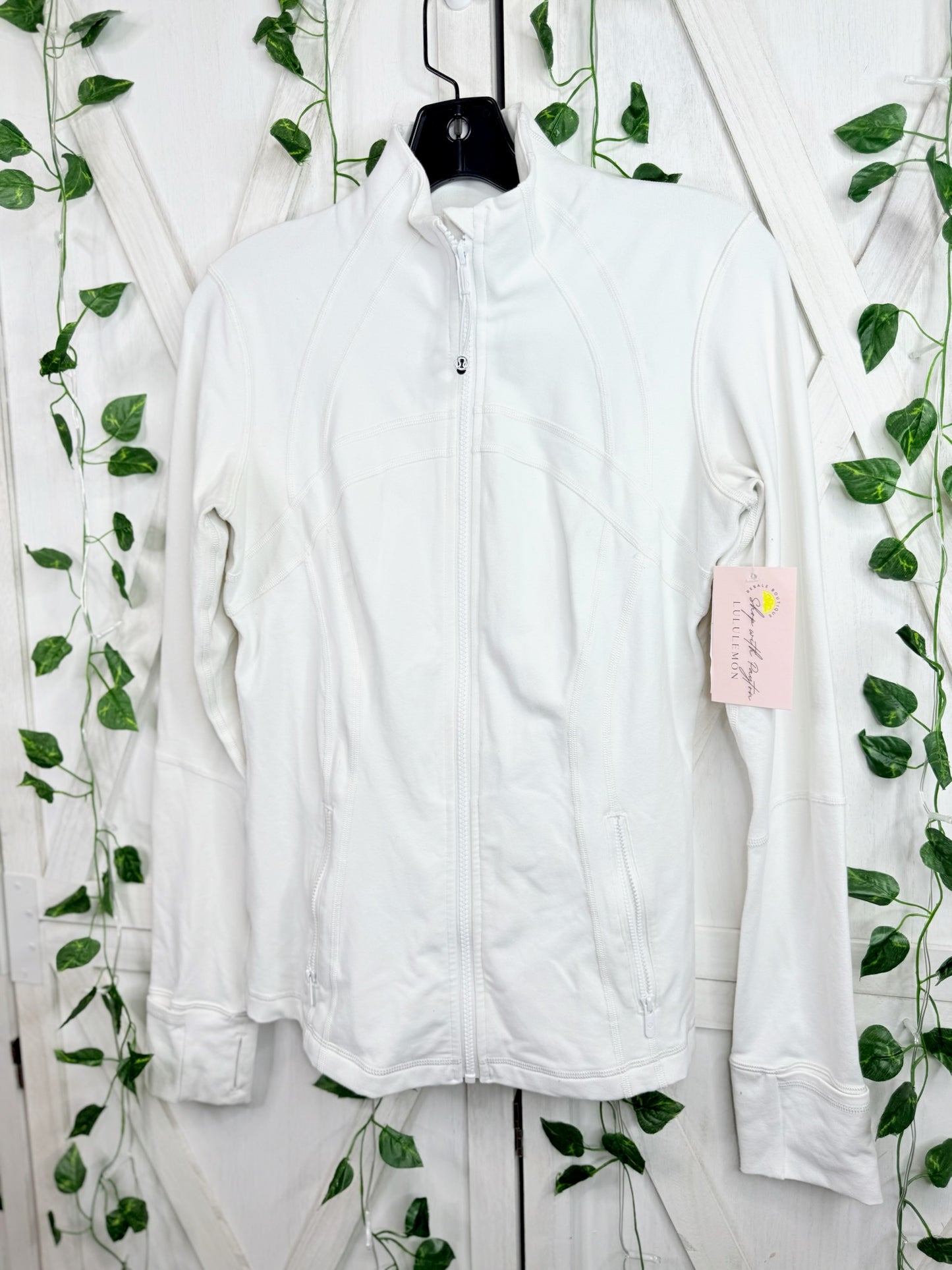 Define Jacket *Size 8