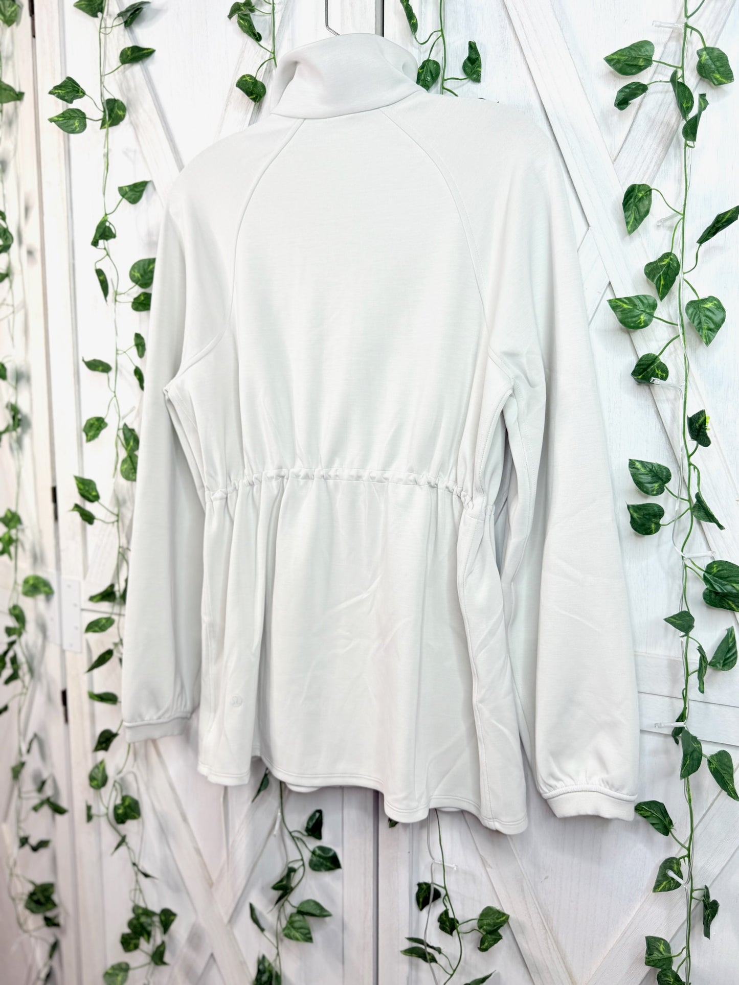 Softstreme Cinch-Waist Full-Zip Jacket *Size S