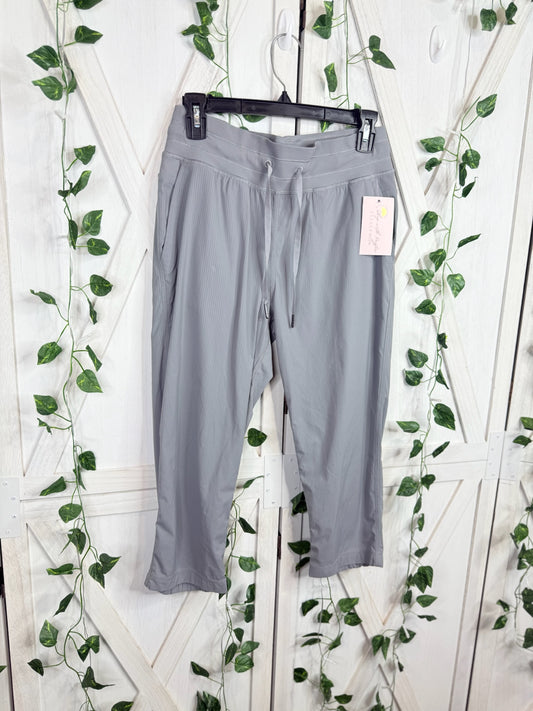 Dance Studio Pants Cropped *Size 6