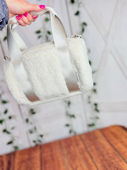 Mini Duffle Bag* Fleece