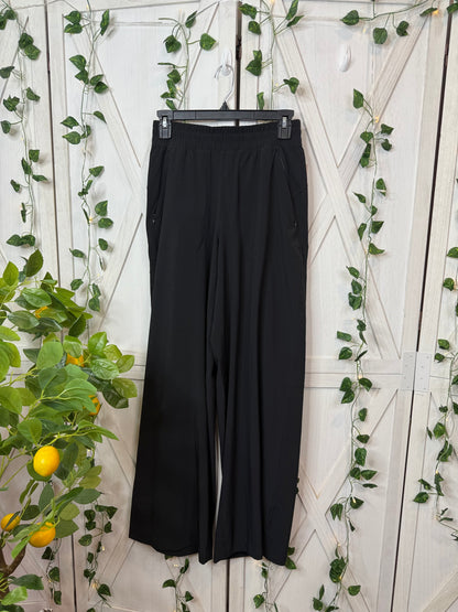 Swift Wide-Leg Mid-Rise Pant *NEW