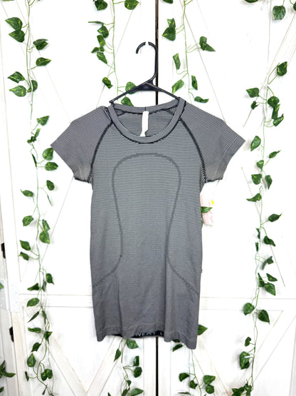 Swiftly short sleeve￼*Size 4