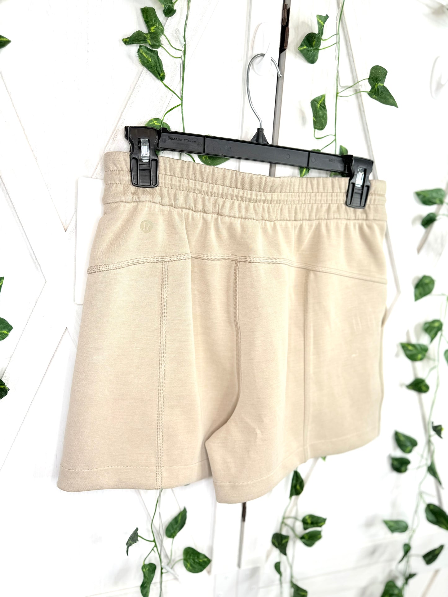 Softstreme High-Rise Short 4” *Size 4