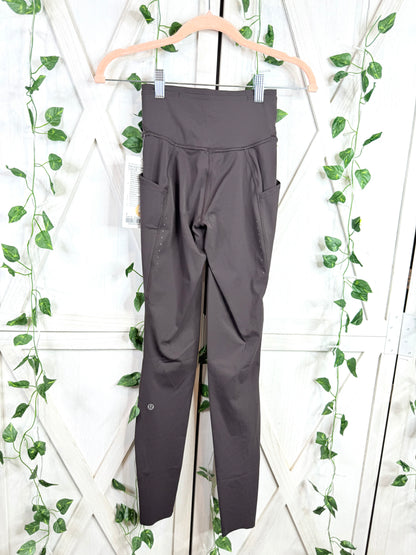 Fast and Free HR Tight 28” *Pockets *Size 2