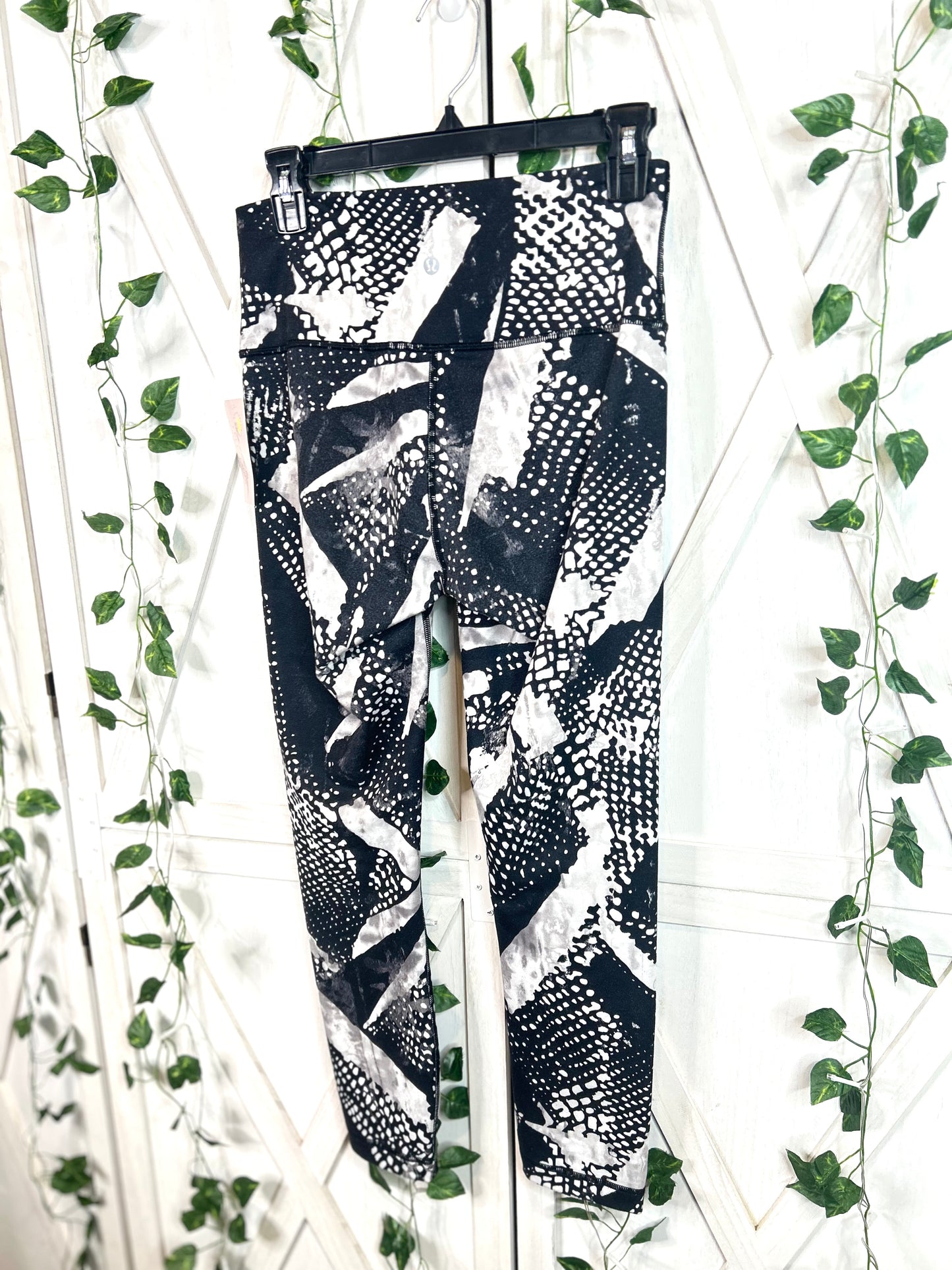 Lululemon Leggings* Size 8