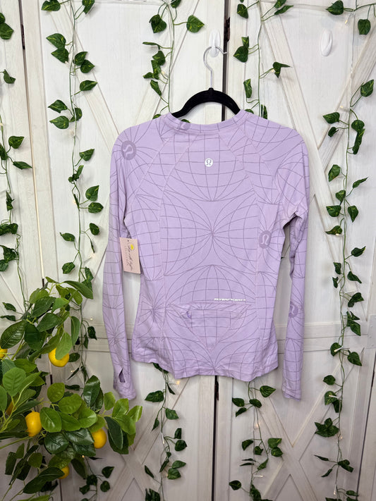 Lululemon long sleeve *stain *Size 8