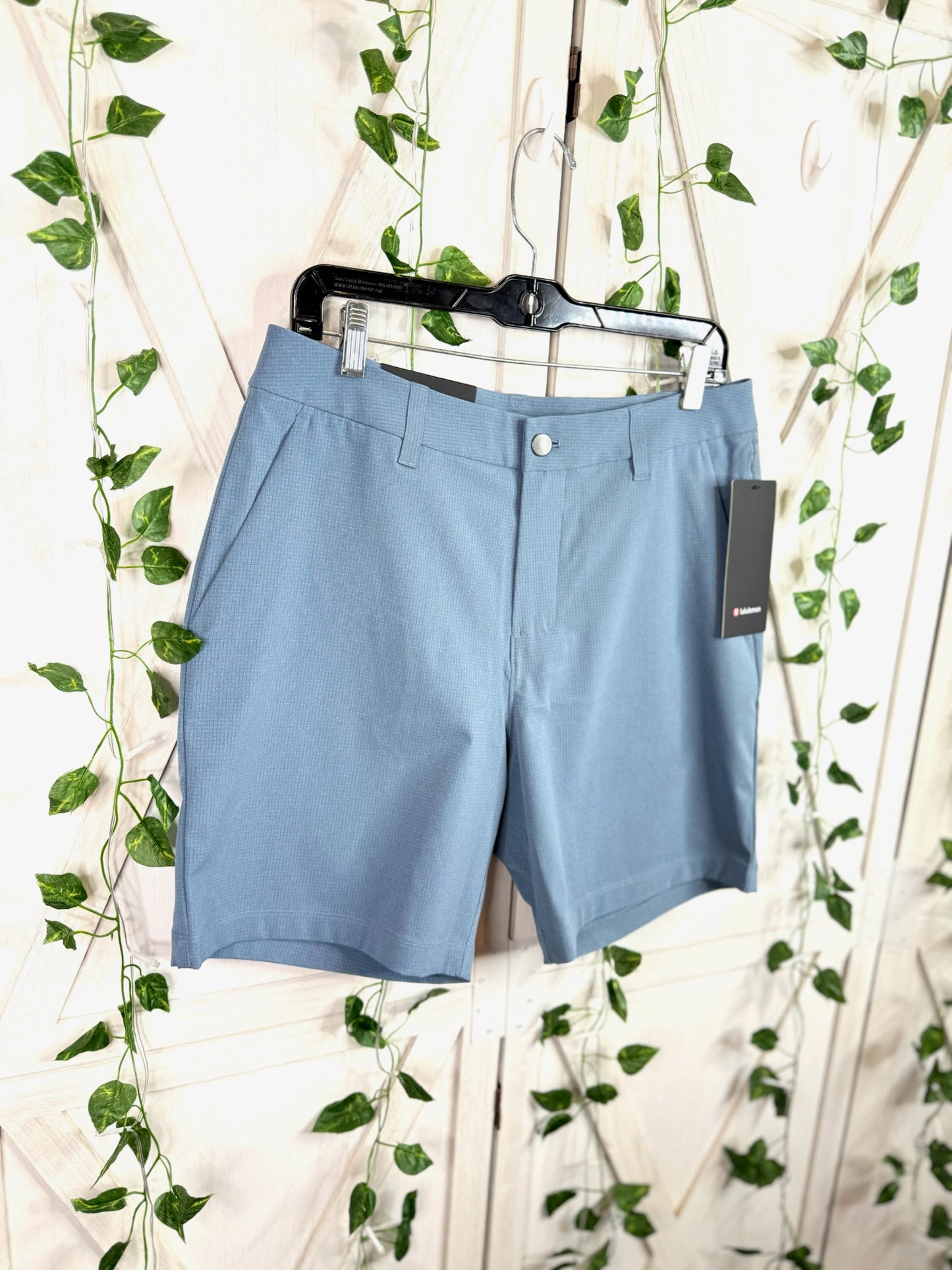 ABC Classic-Fit Short 7” *WovenAir *Size 31