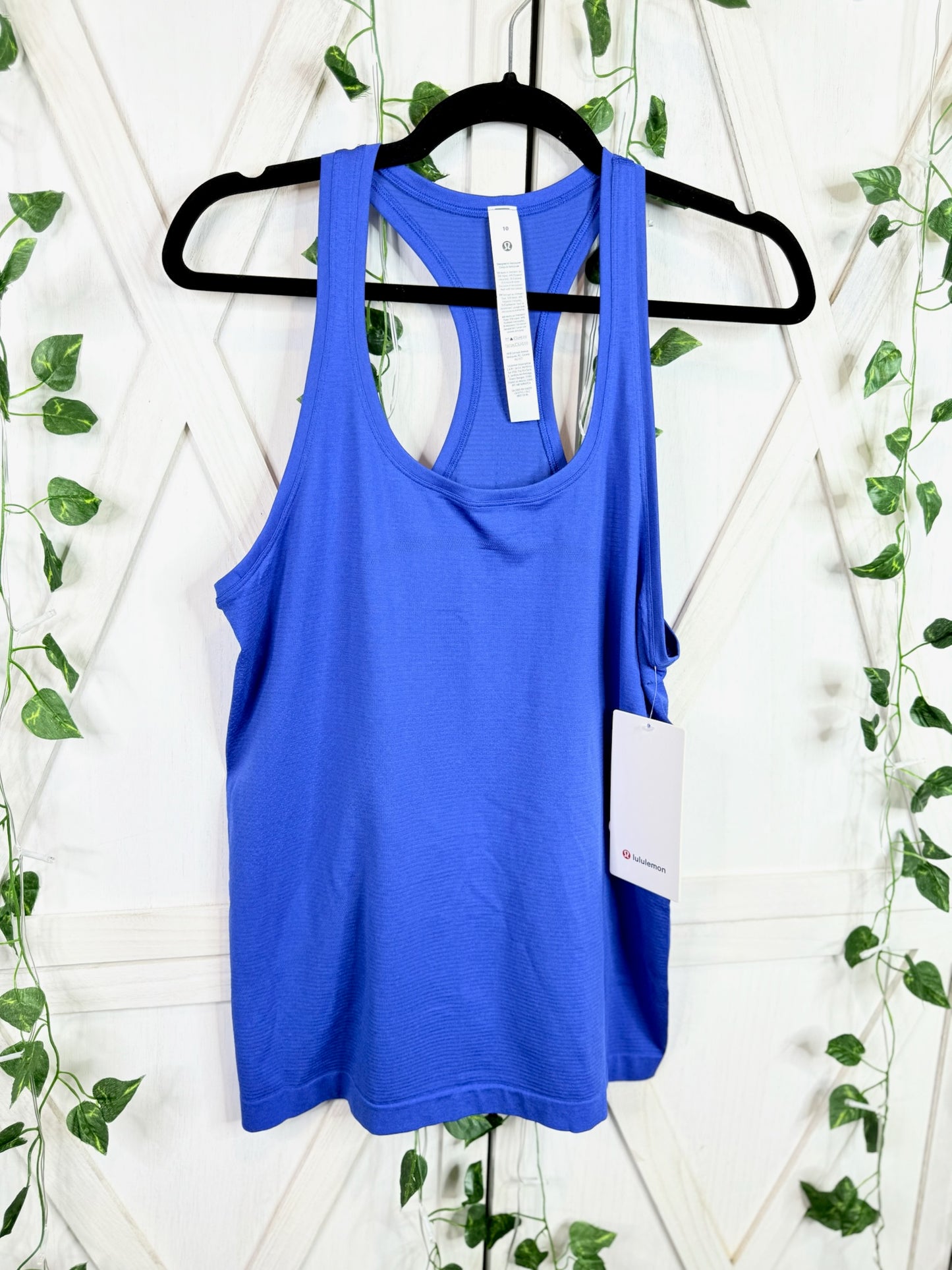 Swiftly Tech Scoopneck Tank 2.0 *Size 10