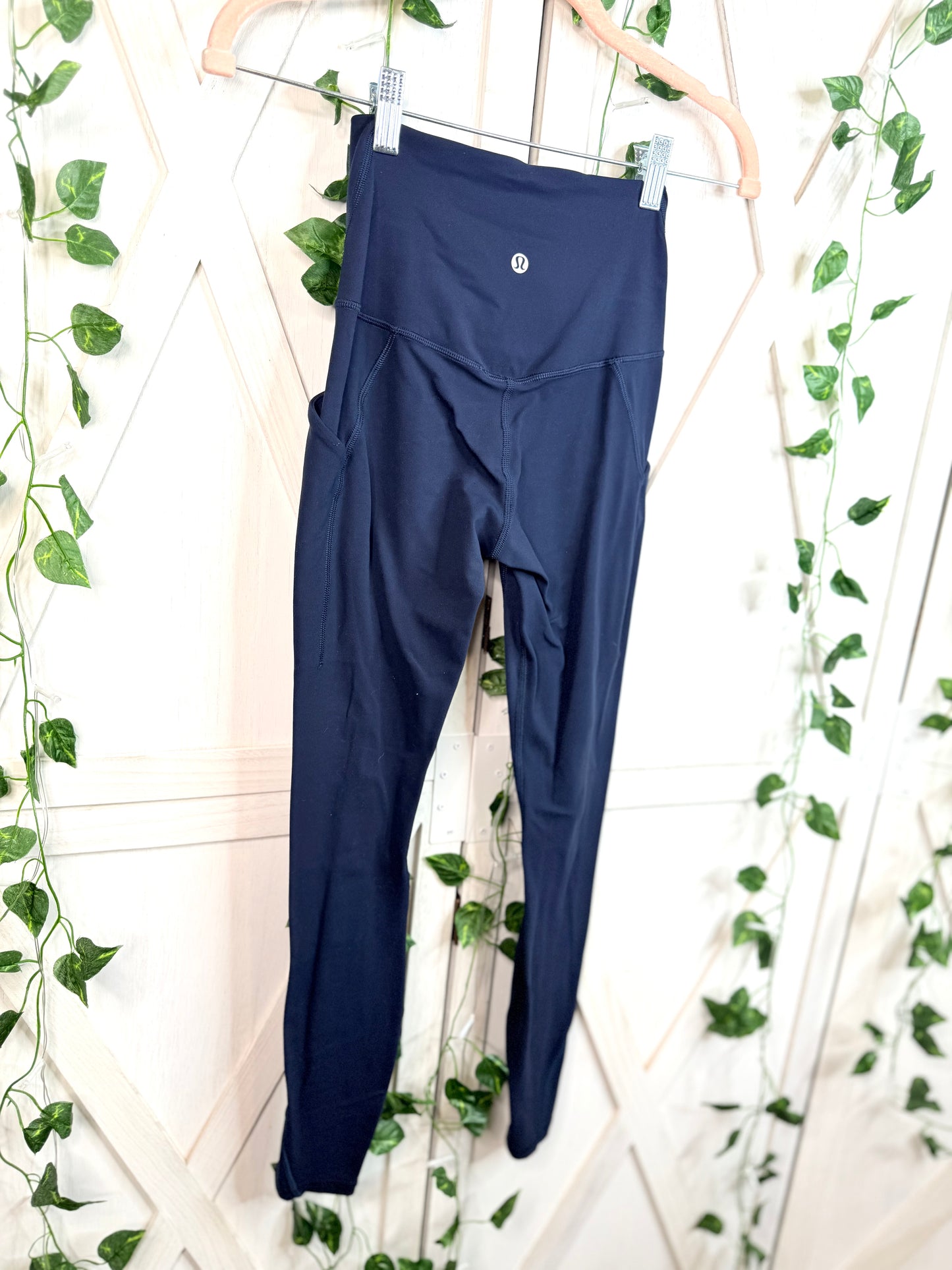 Align Pant Pockets 25" *SIZE 2 - Small stain