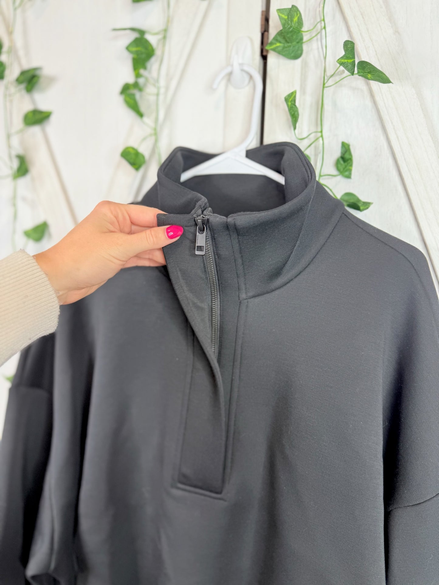 Sleek Spacer Half Zip *Size XL