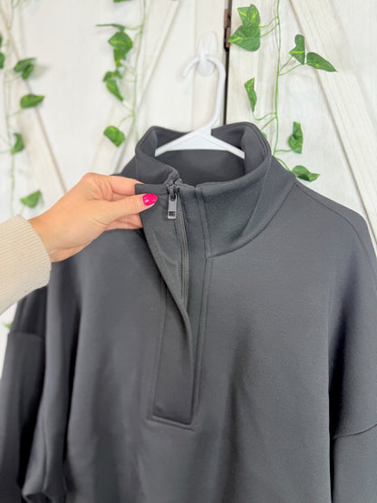 Sleek Spacer Half Zip *Size XL