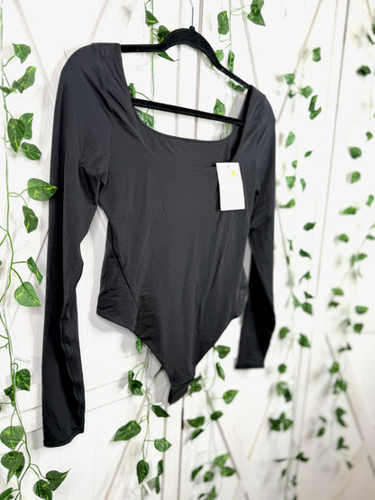 Nulu Square-Neck Long Sleeve Bodysuit *NEW*Size M