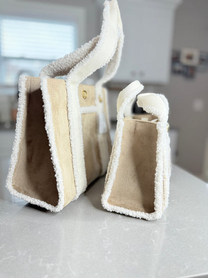 Boxy Tote Bag 10L * Faux Shearling Trims