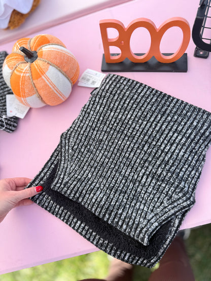 Textured Fleece-Lined Knit Neck Warmer