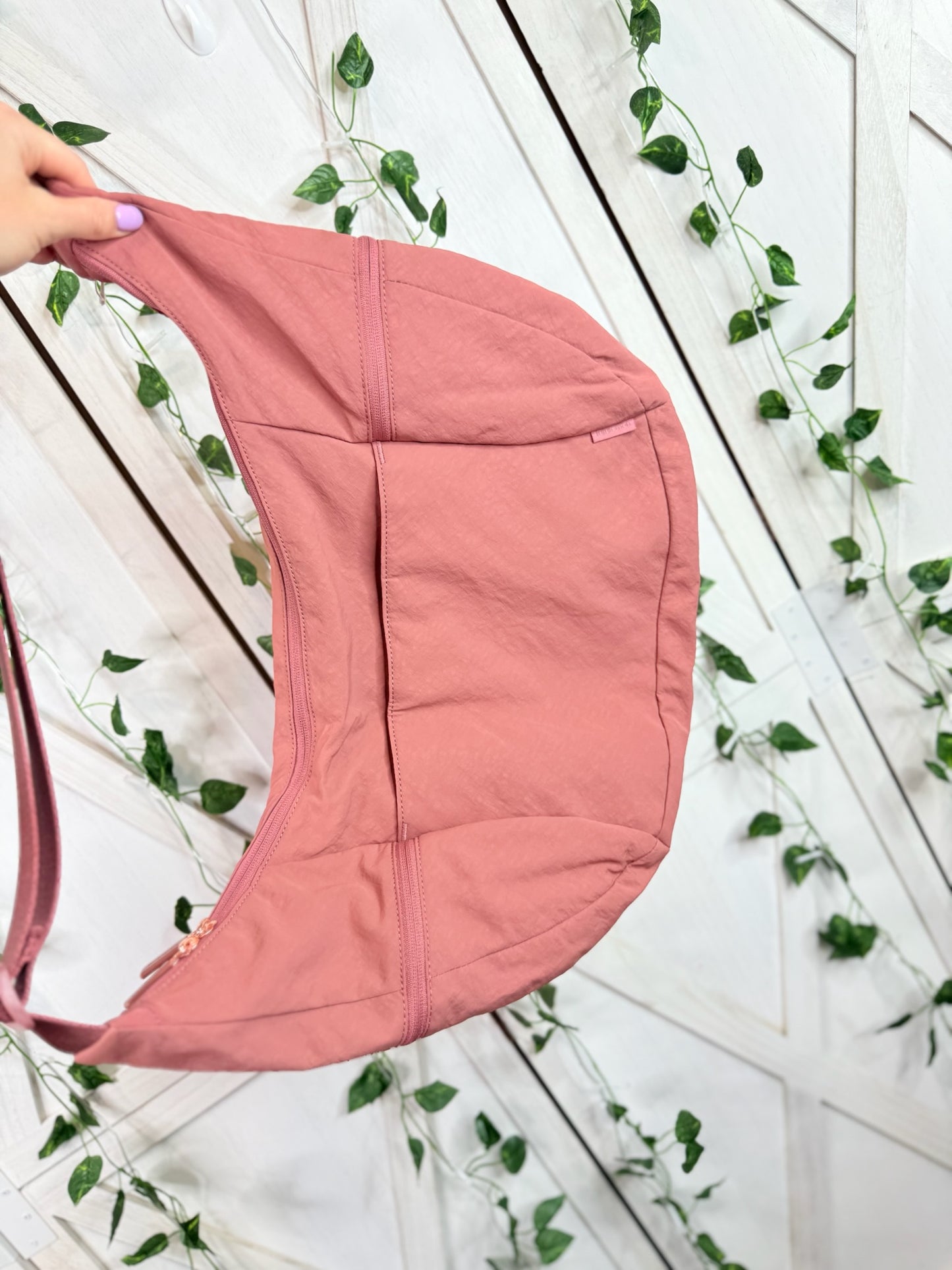 Large Slouchy Sling Bag 13L