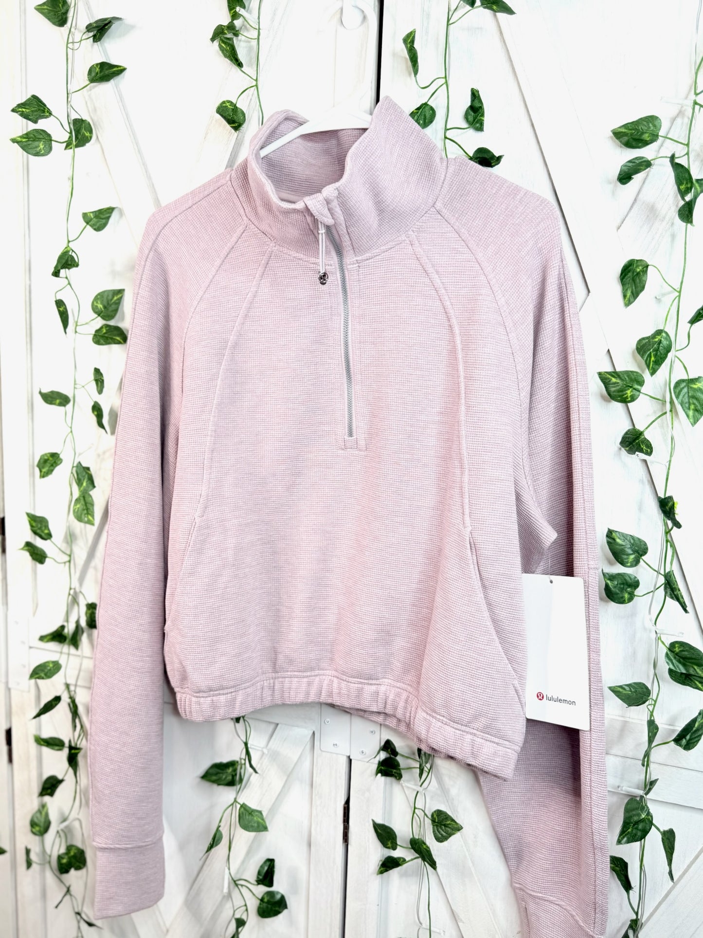 Scuba Cropped 1/2 Zip Funnel Neck *Waffle *Size L