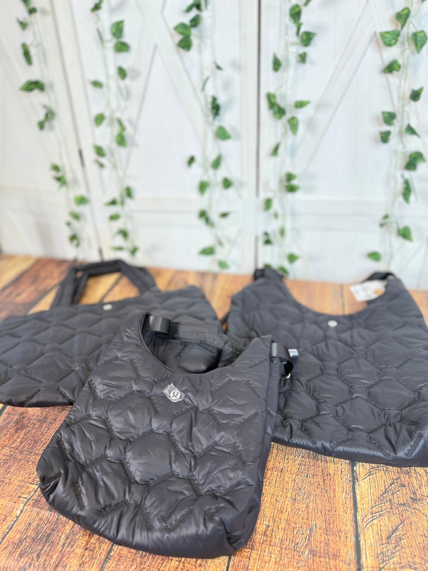 Quilty Pleasures Shoulder Bag 14L
