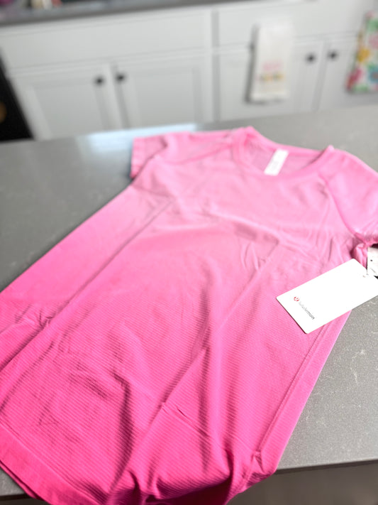 Swiftly Tech Short Sleeve 2.0 *Wash *Size 8