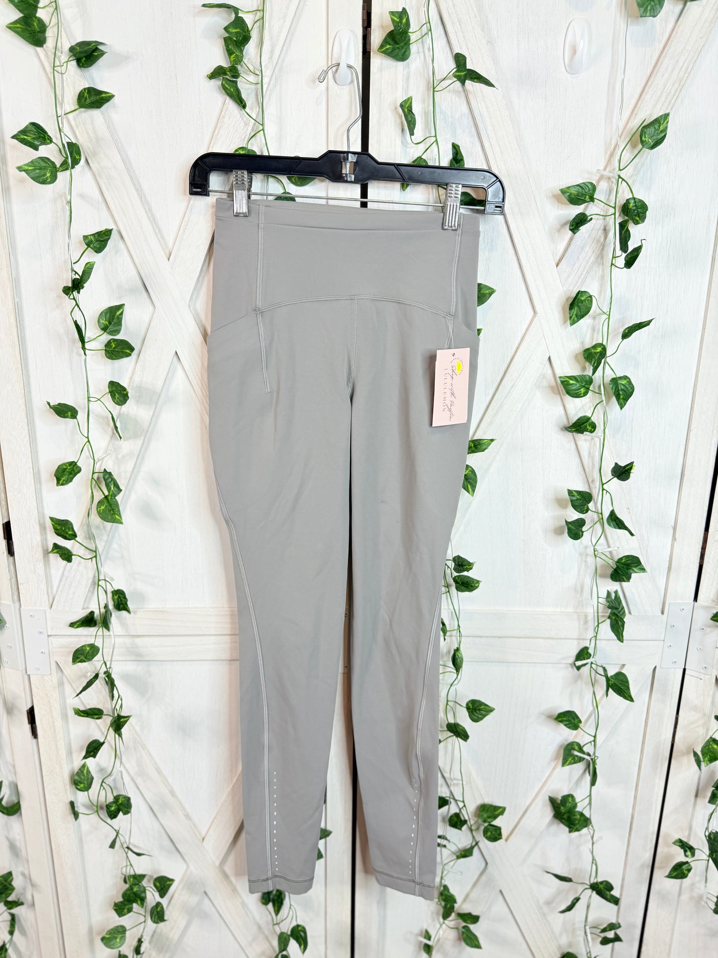 Lululemon Swift Speed High-Rise Tight 28" *Size 4