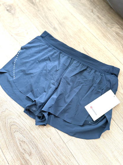 Fast and Free High-Rise Split Short 4” *Size XXXS•L