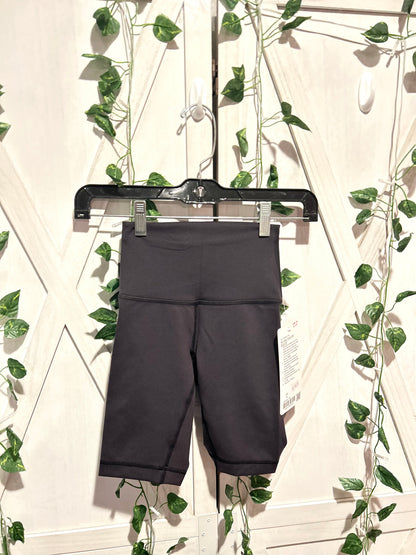 Wunder Train HR Short 8” *Size 0
