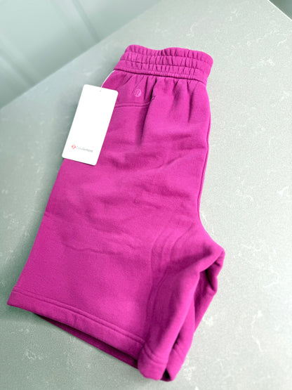 Loungeful HR Short 7” *Size 4