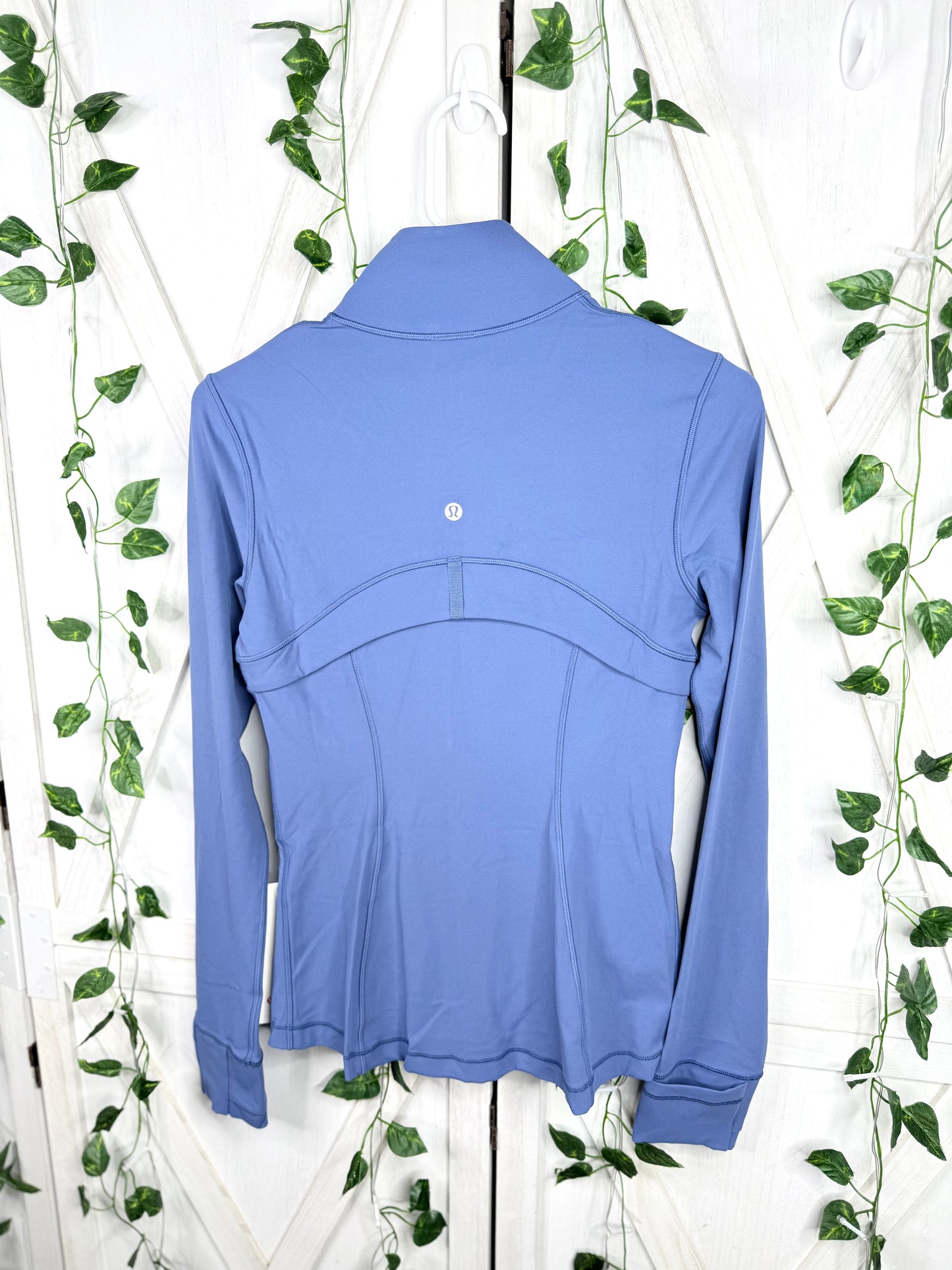 Define Jacket *Nulu *Size 6