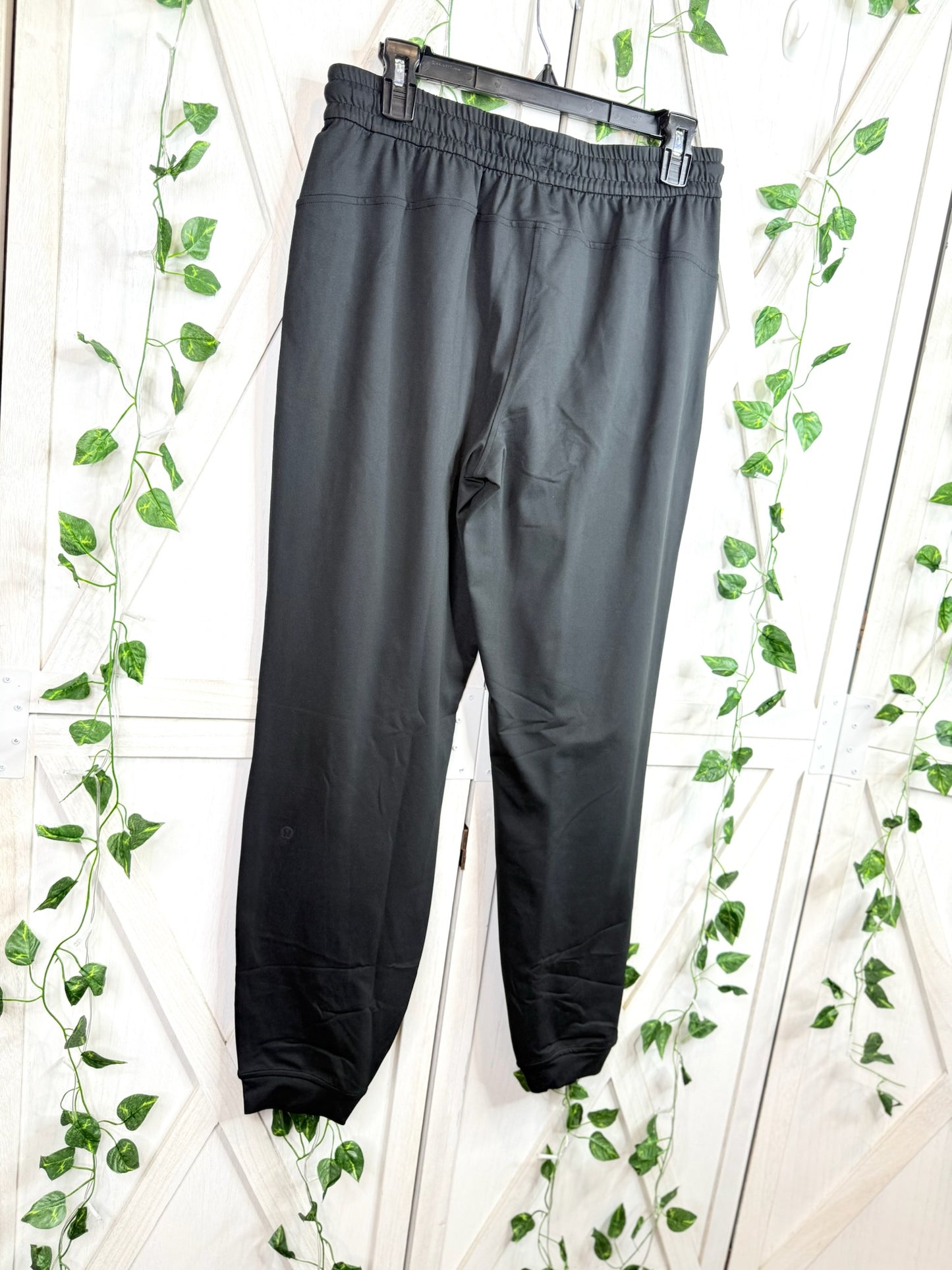 Soft Jersey Classic-Fit Mid-Rise Jogger *Size 2•6•8•10