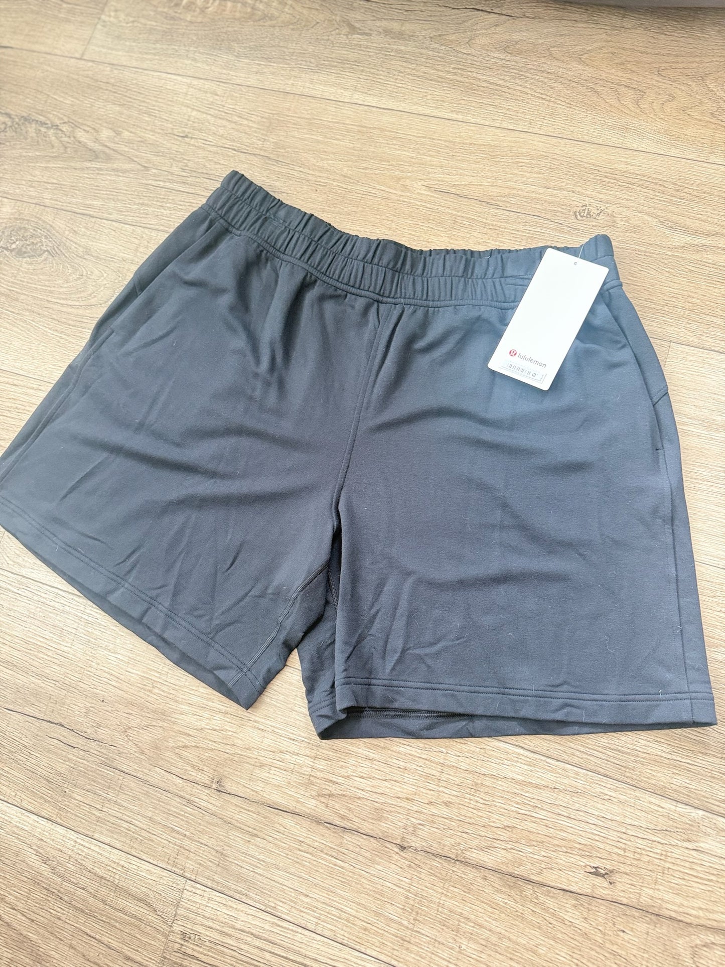 Becalm Mid-Rise Bermuda Short *Size XL
