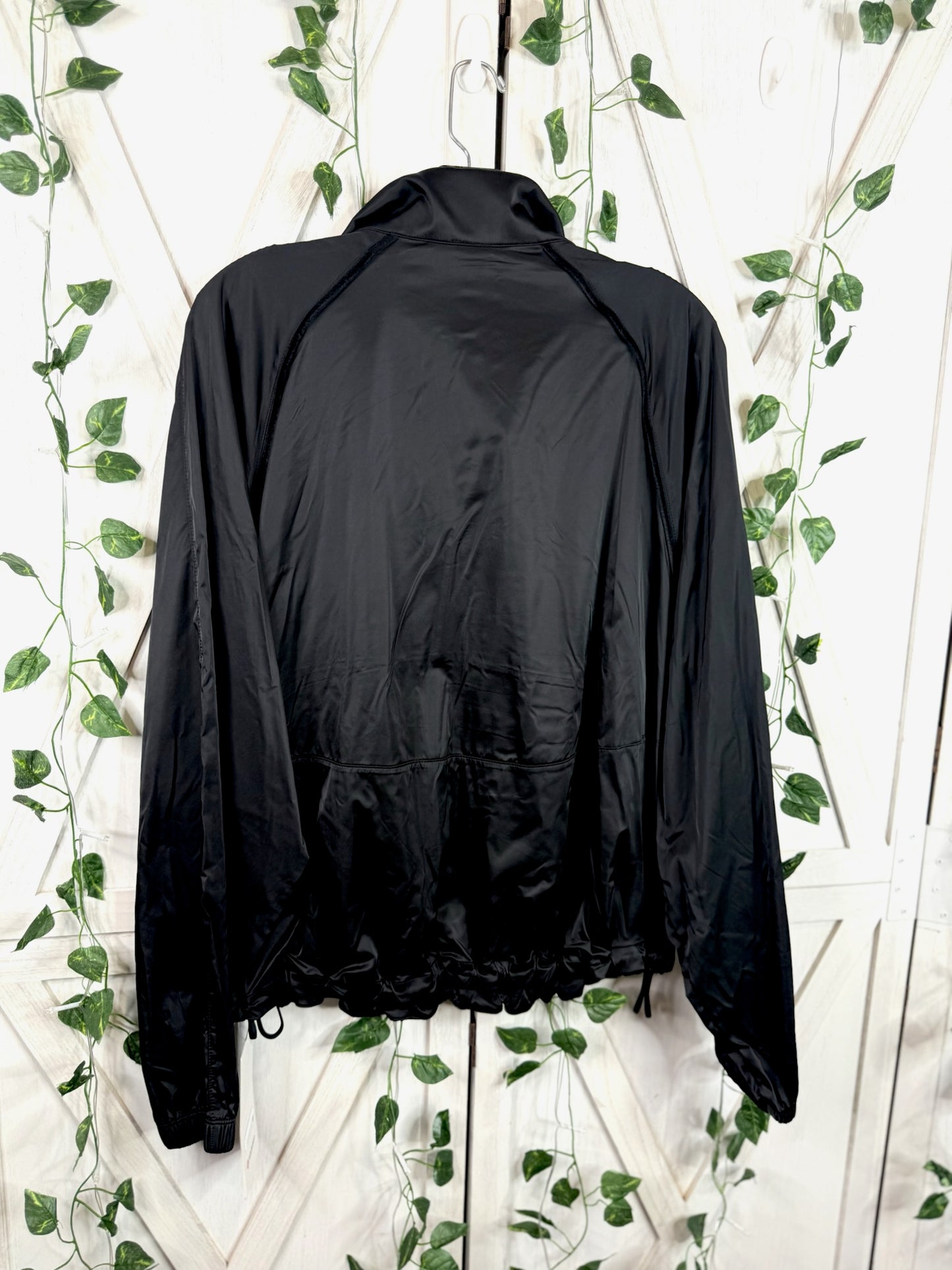 Stretch-Satin Flocked Training Jacket *Size S