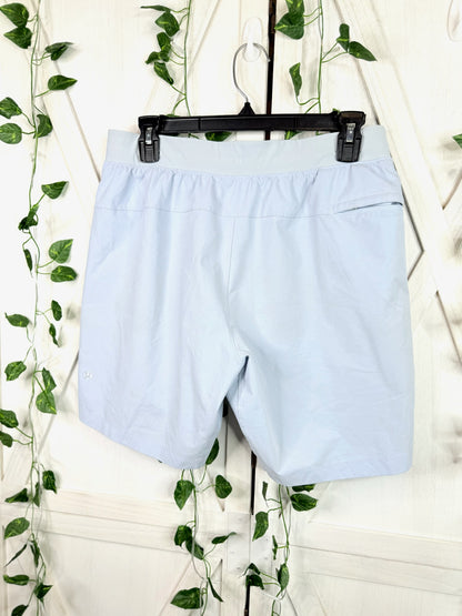 Men’s Shorts*Size M