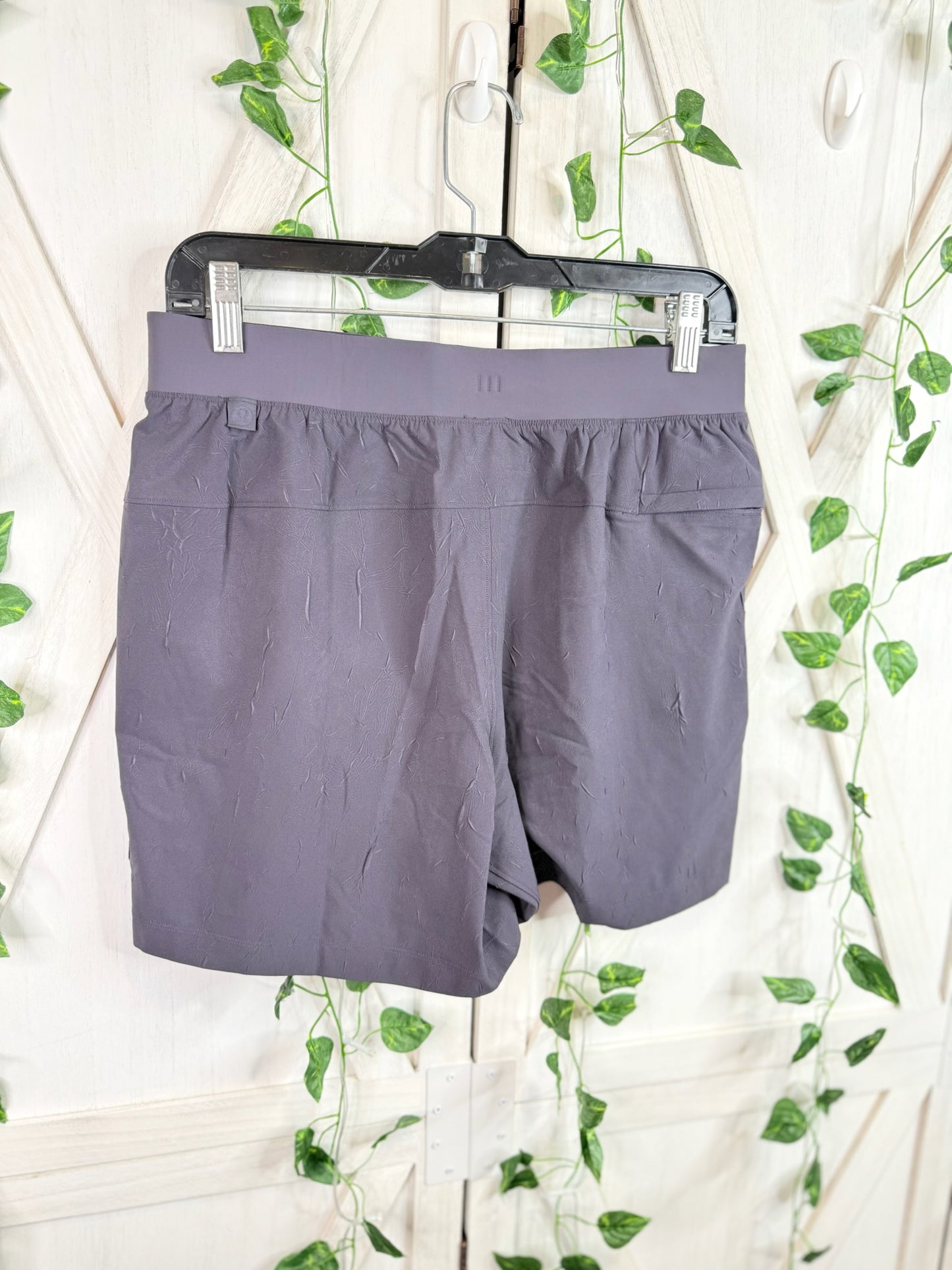 Zeroed In Crinkle Texture Short 5” *LL *Size S