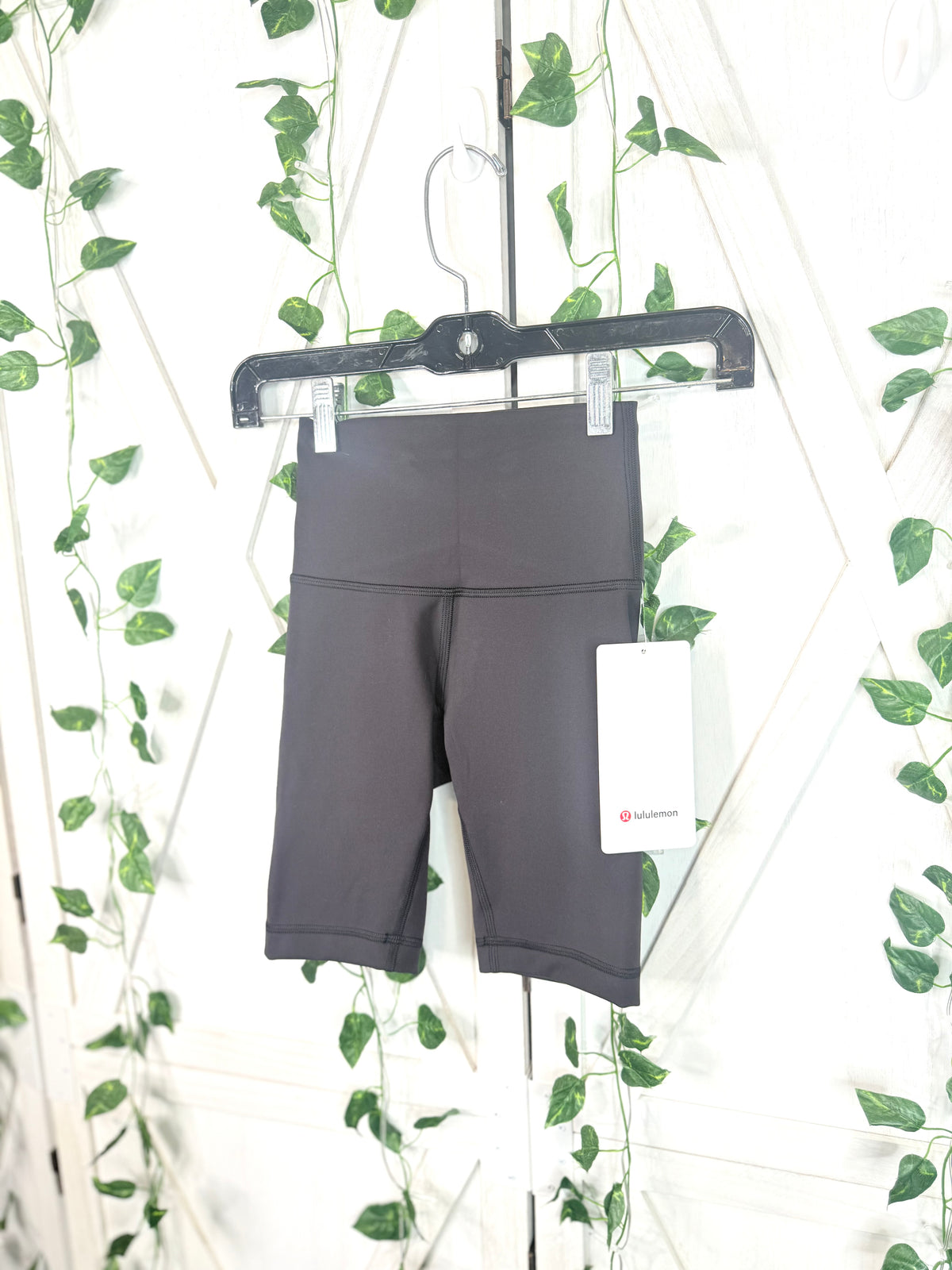 Wunder Train HR Short 8” *Size 0