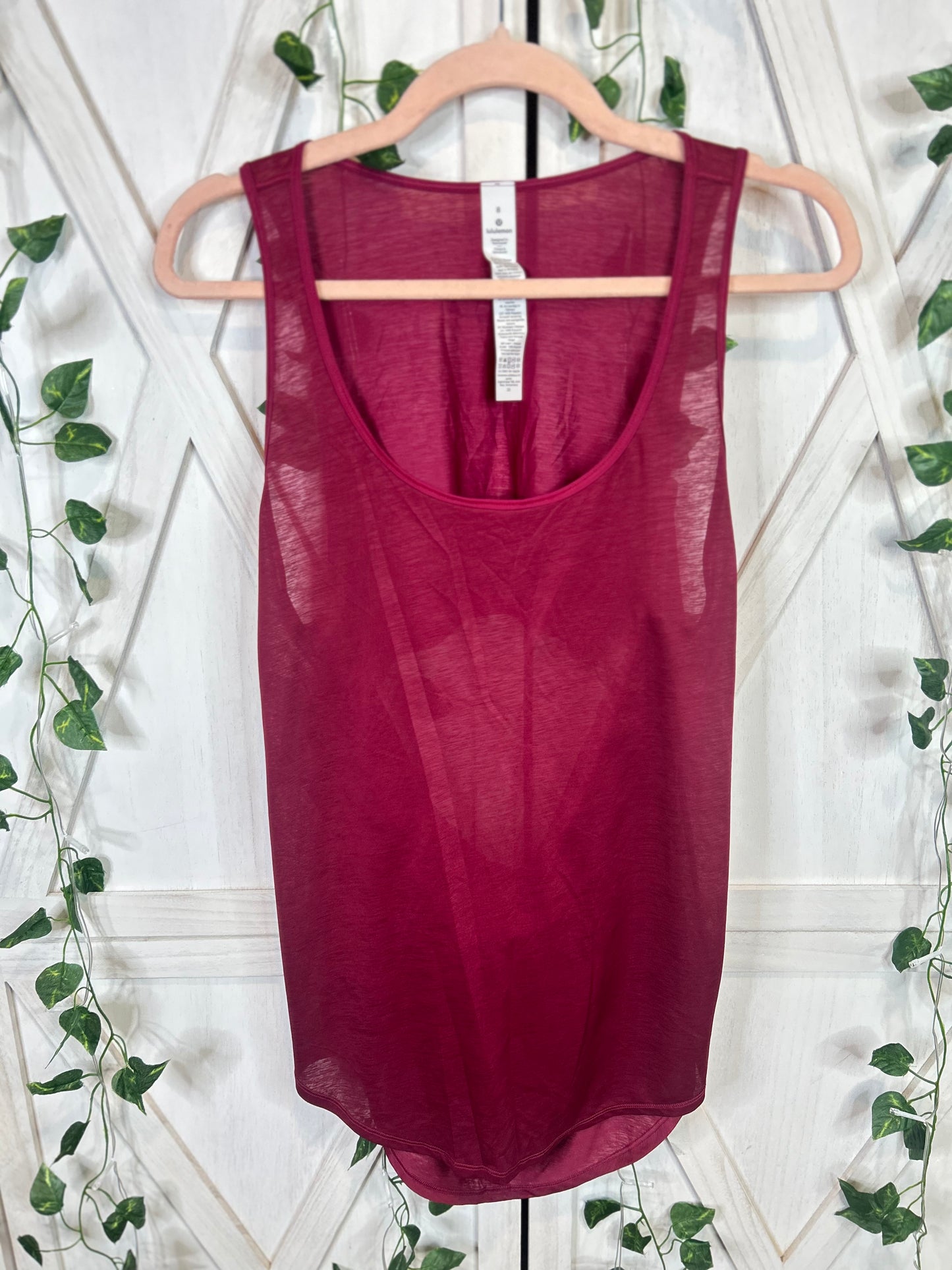 Lululemon tank top *SIZE 8