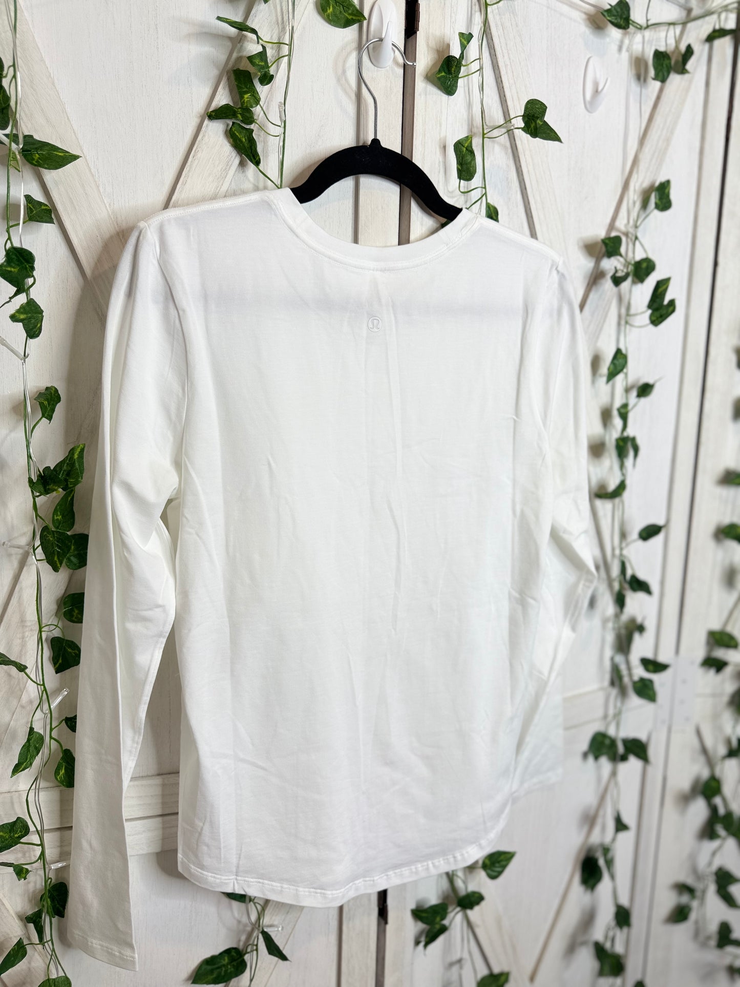 Lululemon Love long sleeve *Size 6