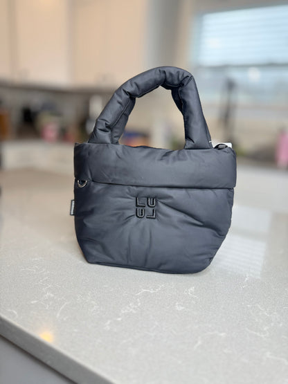 On My Level Tote Small *Puffy