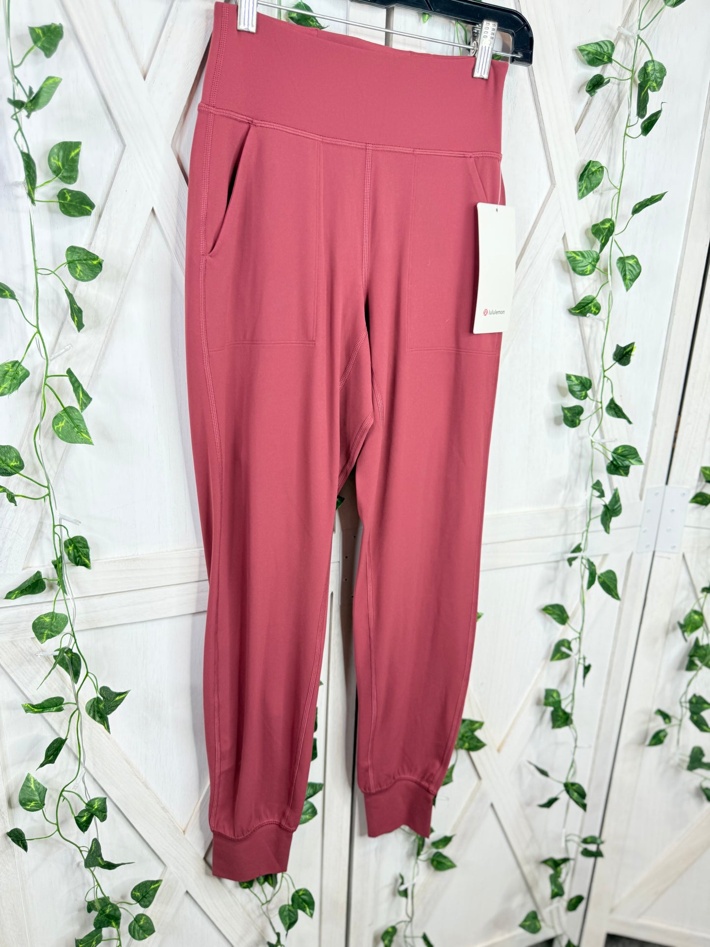 Lululemon Align HR Jogger *Size 4