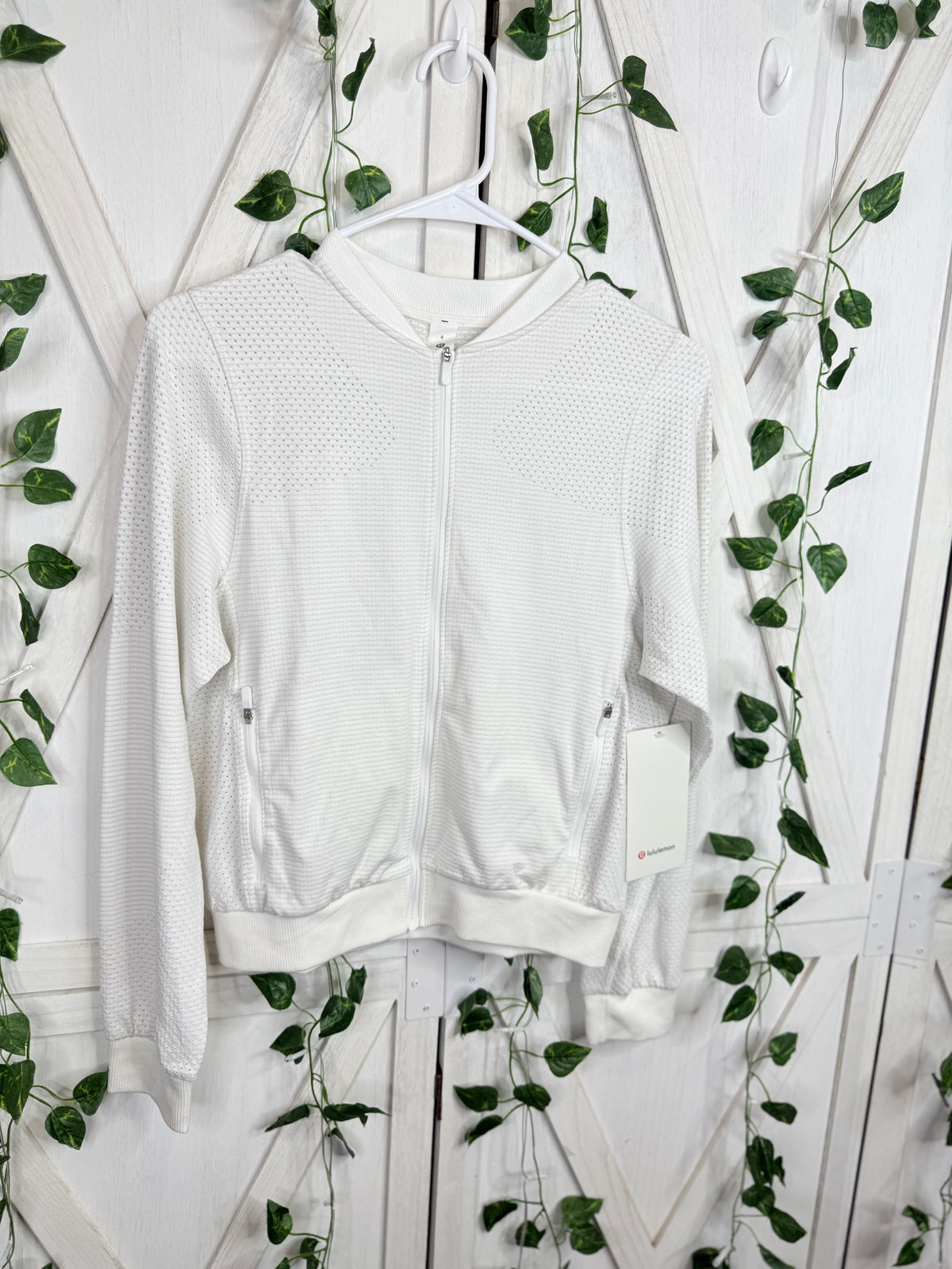 Swiftly Midweight Full Zip *Size 4
