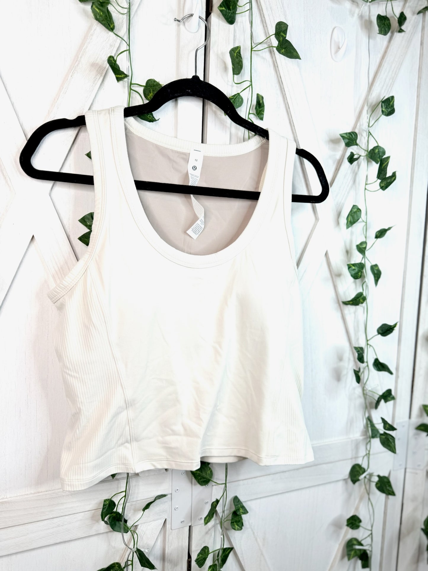 Smooth and Ribbed Nulu Scoopneck Tank * Size 4 • 6 •12