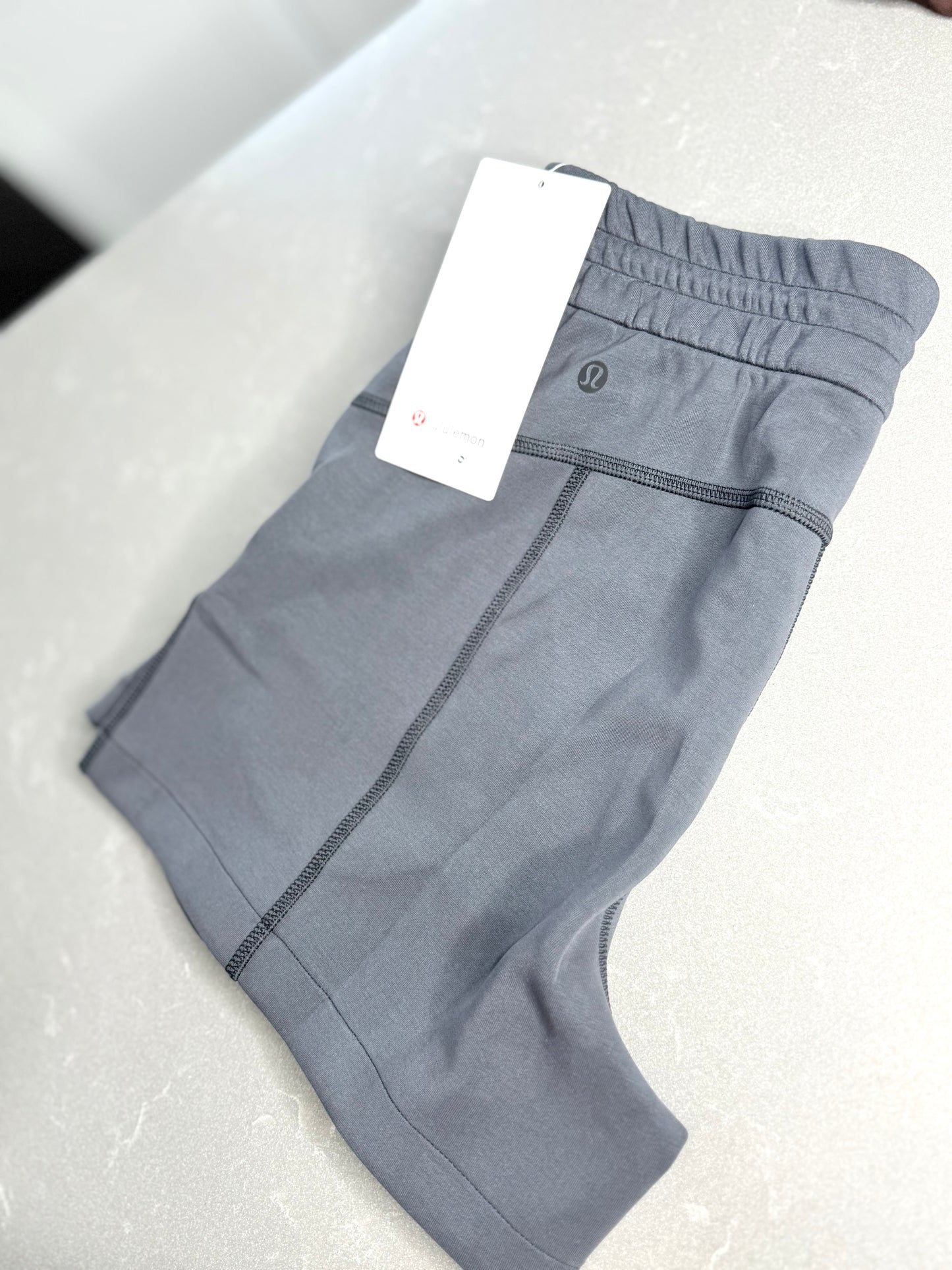 Softstreme HR Shorts 4” *Size 6 & 8