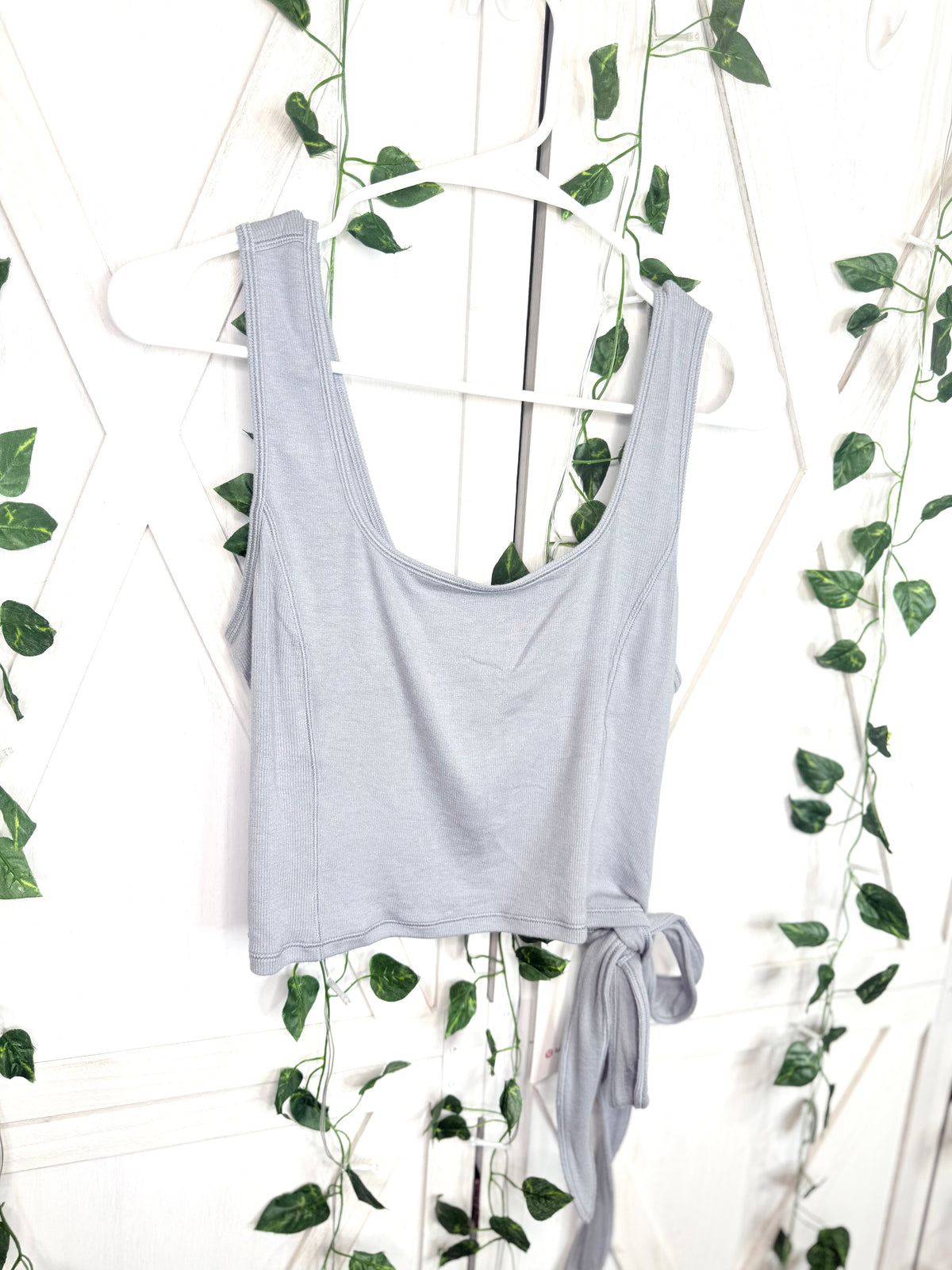 Side-Tie Cropped Tank Top *Size 8