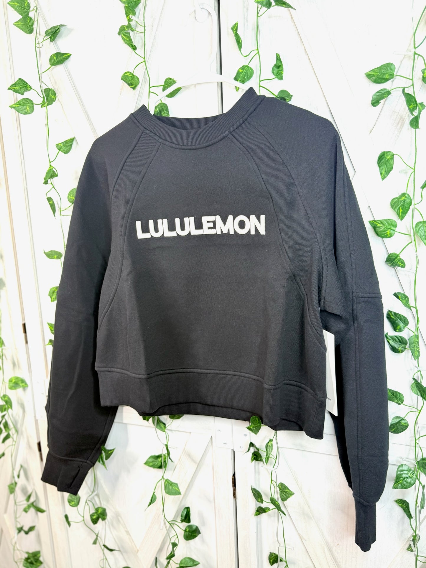 Scuba Oversized Pullover *Size XS/S • M/L